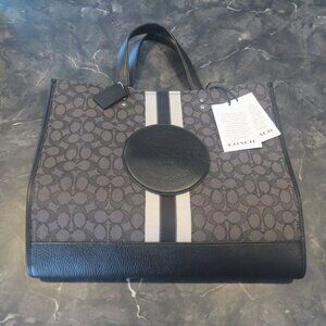 Coach Dempsey Tote 40 – Signature Jacquard Stripe – New With Tags NWT (B2)